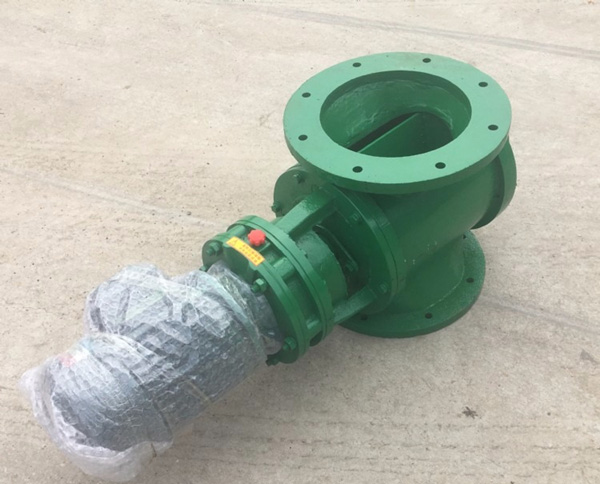 ���P�����ж���y 